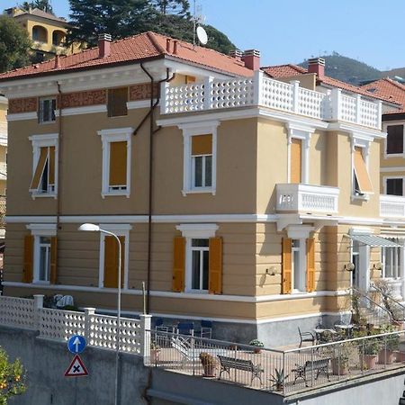 Hotel Ines Varazze Ngoại thất bức ảnh