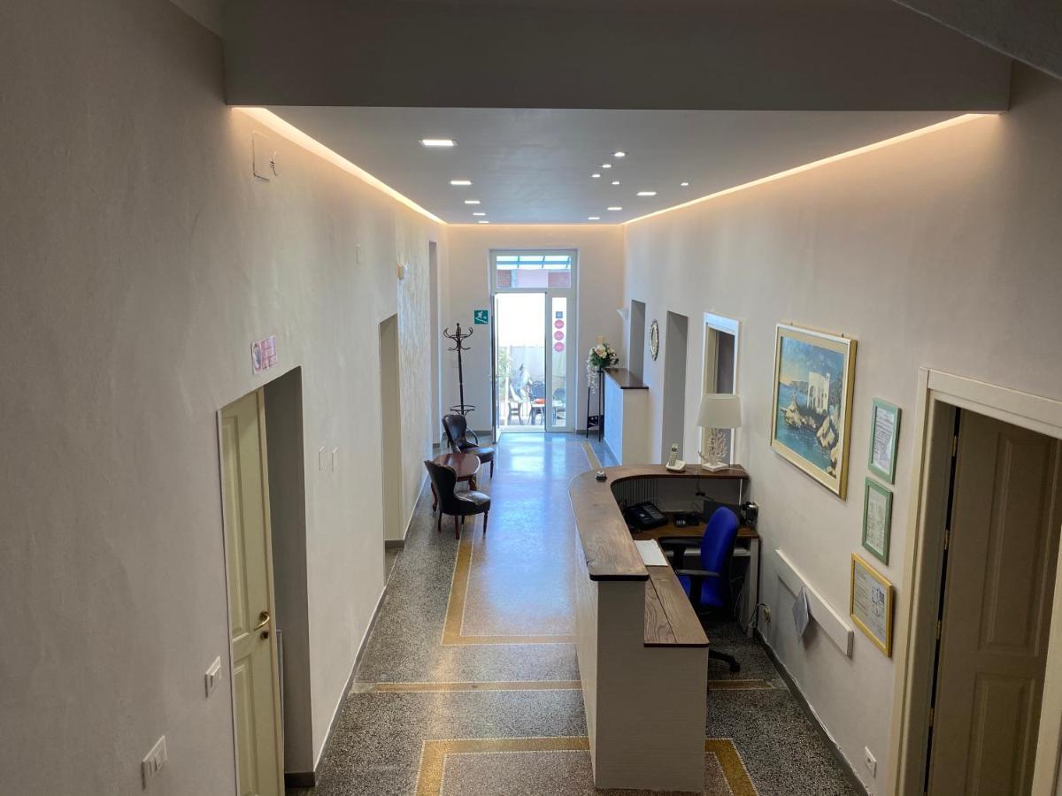 Hotel Ines Varazze Ngoại thất bức ảnh